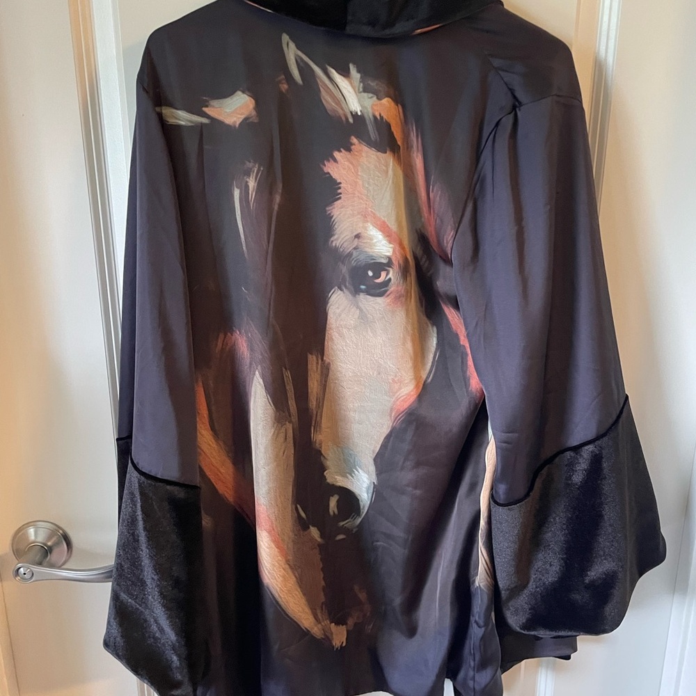 Elegant Black Horse Print Women's Jacket